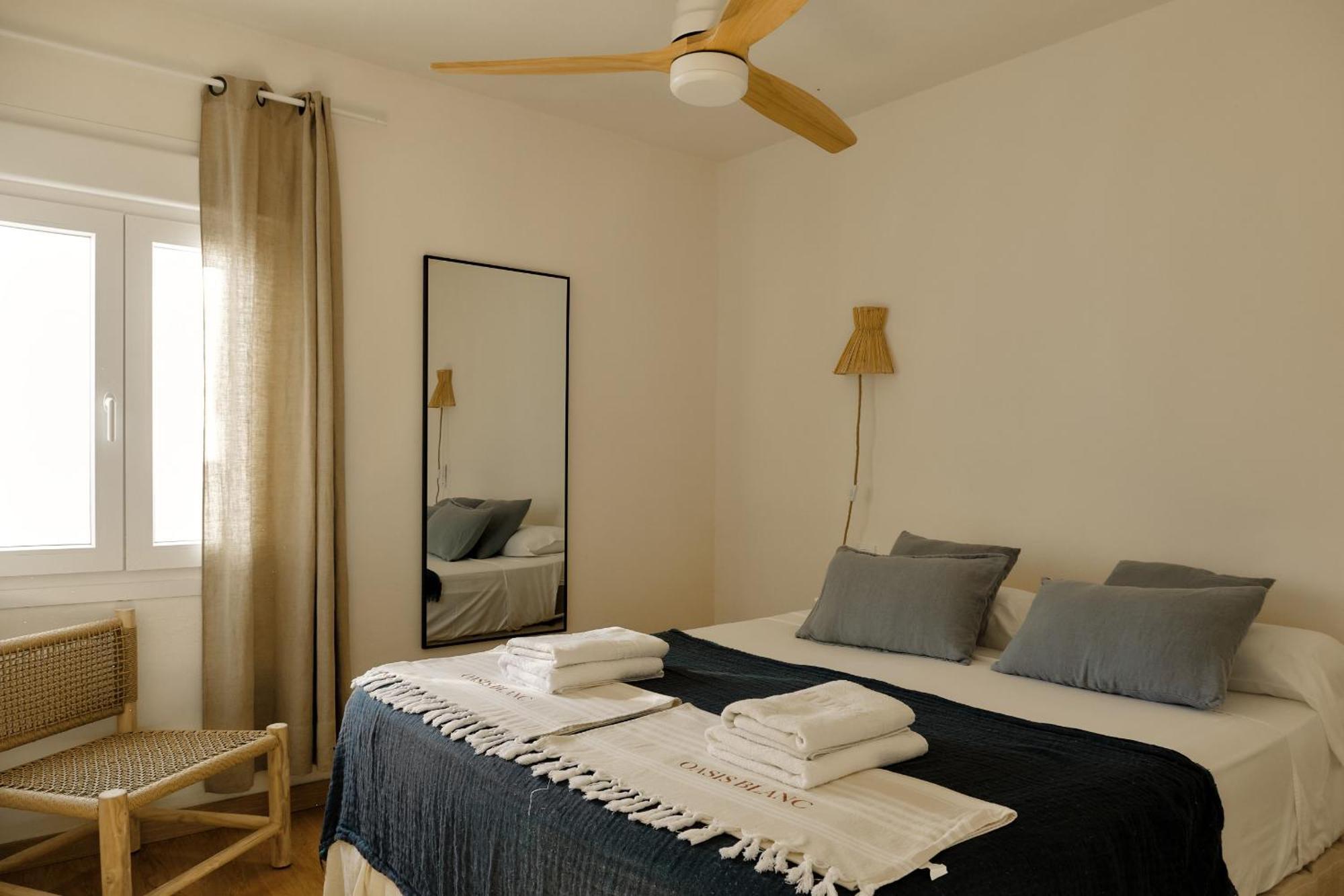 Arenal D'En Castell South Apartment Ngoại thất bức ảnh