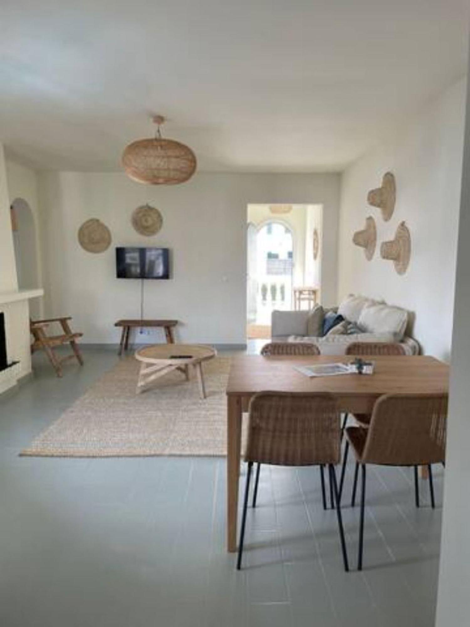 Arenal D'En Castell South Apartment Ngoại thất bức ảnh