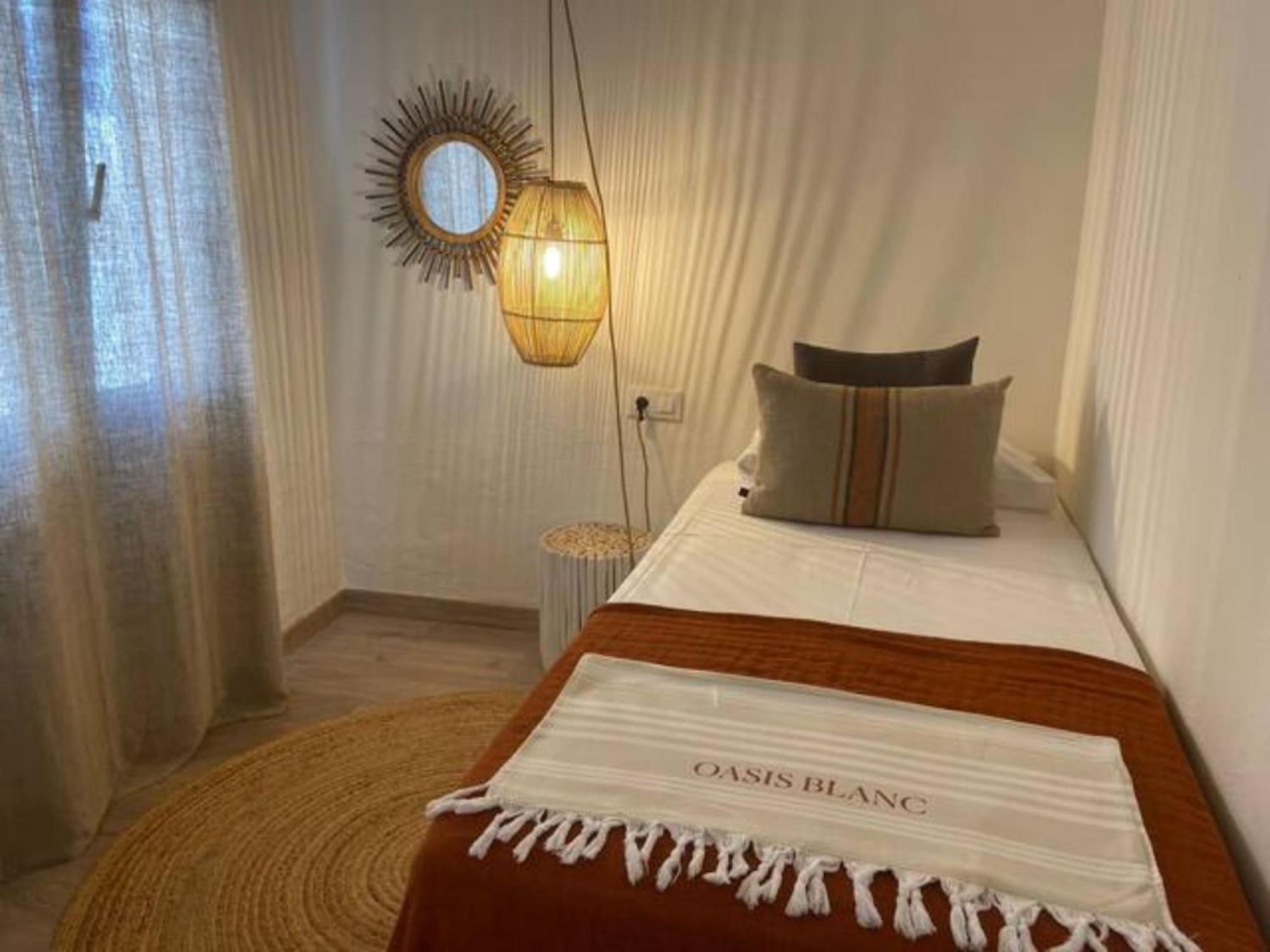 Arenal D'En Castell South Apartment Ngoại thất bức ảnh